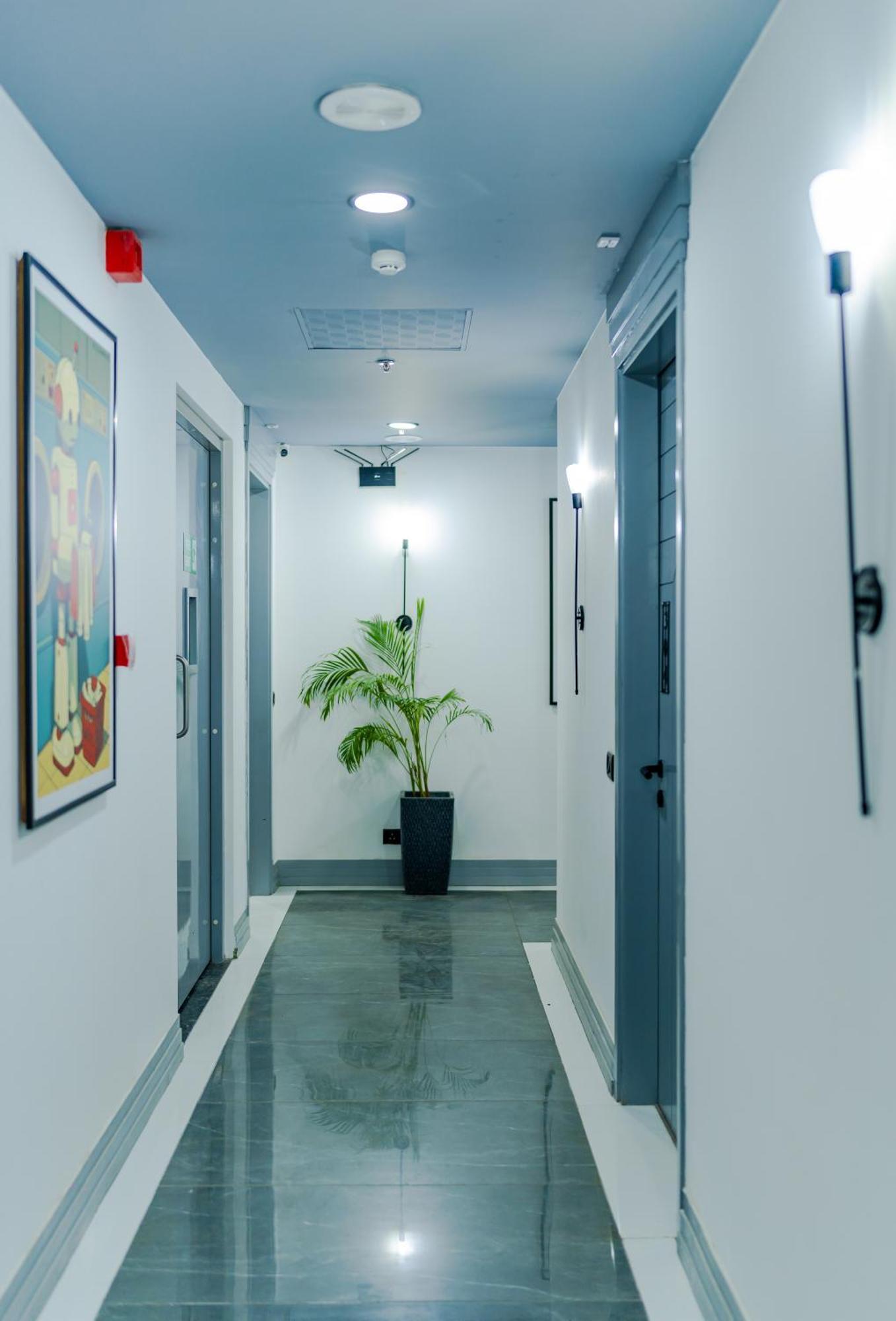 Bedchambers Luxury Apartment Near Golf Course Road Gurgaon Zewnętrze zdjęcie