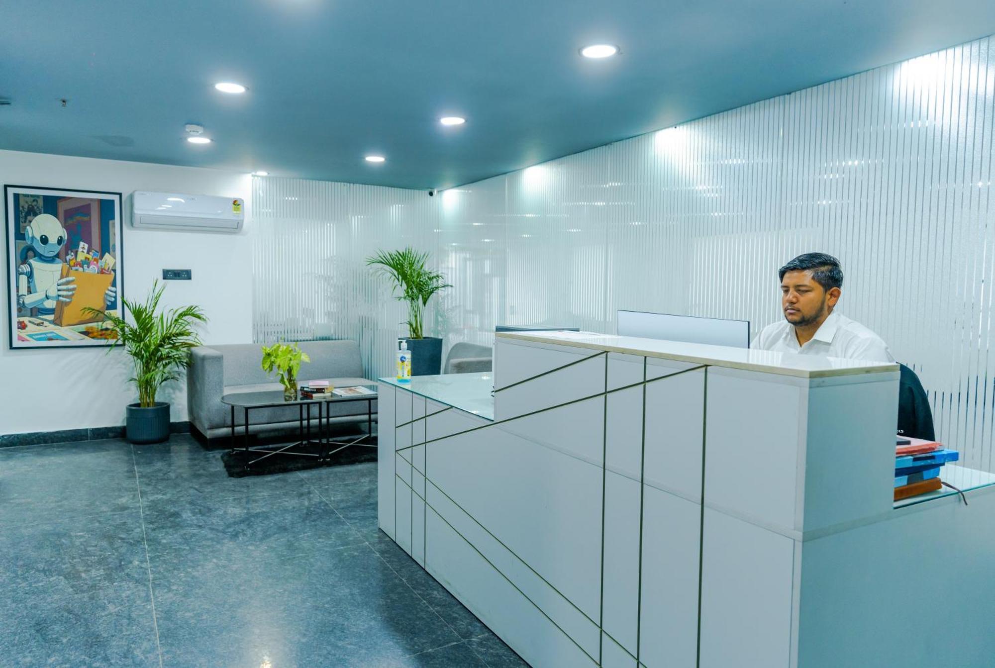 Bedchambers Luxury Apartment Near Golf Course Road Gurgaon Zewnętrze zdjęcie