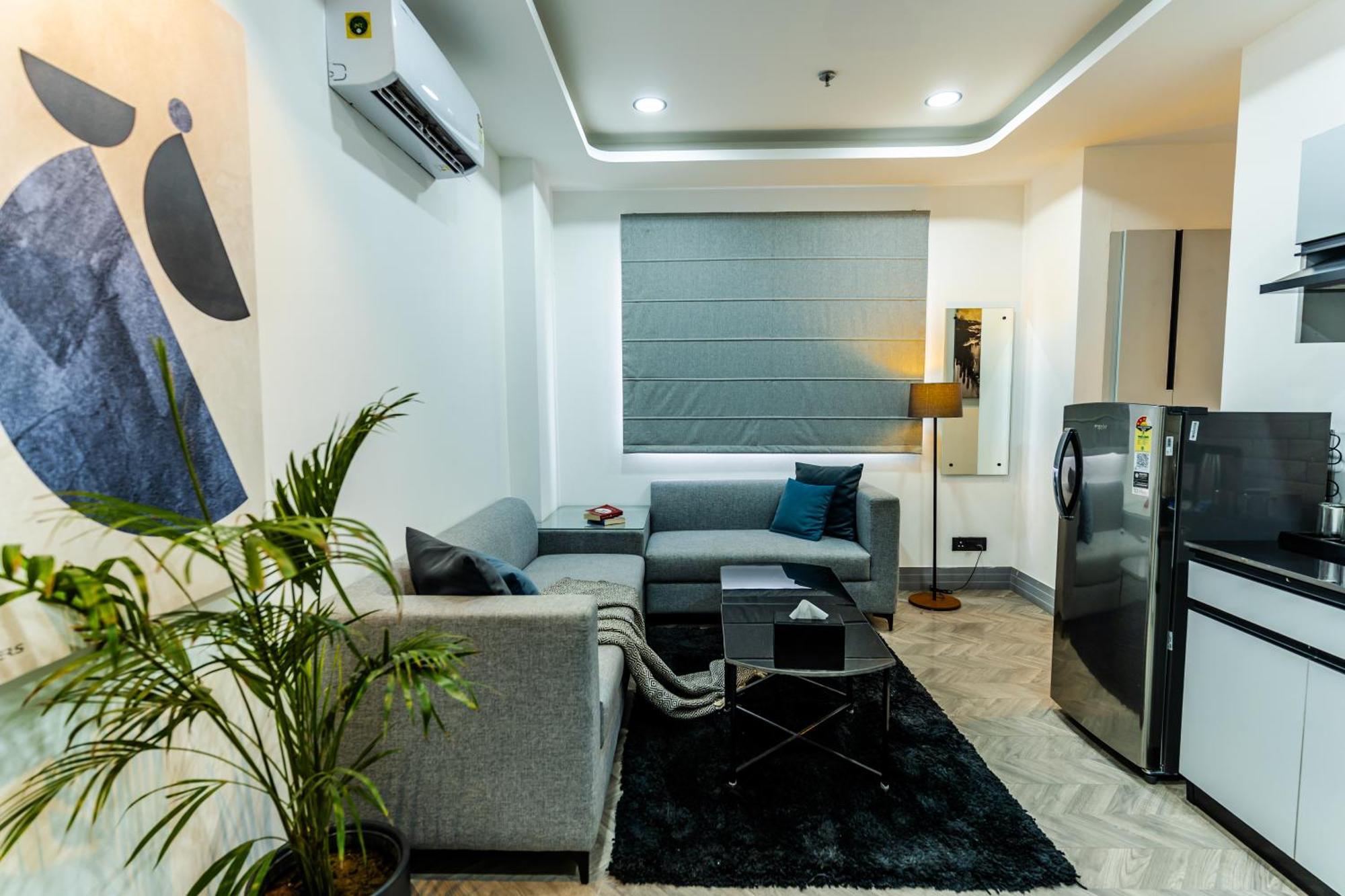 Bedchambers Luxury Apartment Near Golf Course Road Gurgaon Zewnętrze zdjęcie