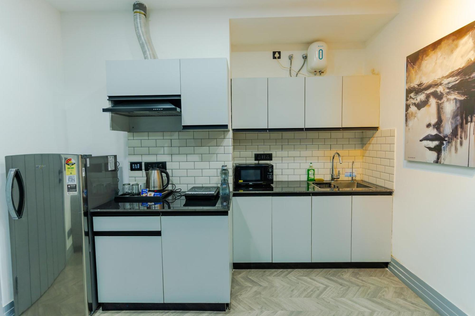 Bedchambers Luxury Apartment Near Golf Course Road Gurgaon Zewnętrze zdjęcie